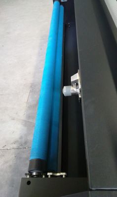 Κατευθύνετε στο ρόλο υφάσματος για να κυληθεί η θερμάστρα/ο στεγνωτήρας βαμβακιού πολυεστέρα εξάχνωσης