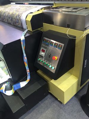 Μηχανή εκτύπωσης εξάχνωσης με 4 κεφάλια Epson DX7 για τη διάφορη παραγωγή σημαιών