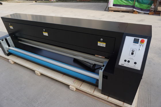 Ομοιόμορφος ρόλος εξάχνωσης χρωστικών ουσιών SR 1600 ταχύτητας για να κυλήσει τη μονάδα σταθεροποίησης χρώματος θερμαστρών