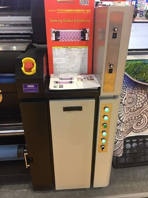 Epson 4720 επικεφαλής ψηφιακή μηχανή εκτύπωσης υφάσματος αυτόματη για τη σκηνή και το ύφασμα ομπρελών σημαιών