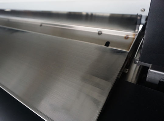 Αυτόματη μηχανή εκτύπωσης σημαιών πολυεστέρα ψηφιακή με DX7 το επικεφαλής πλάτος 3.2m